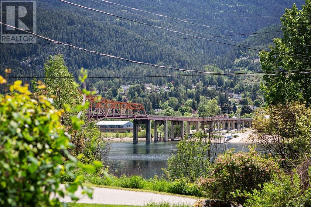 595 VALHALLA Road, Nelson