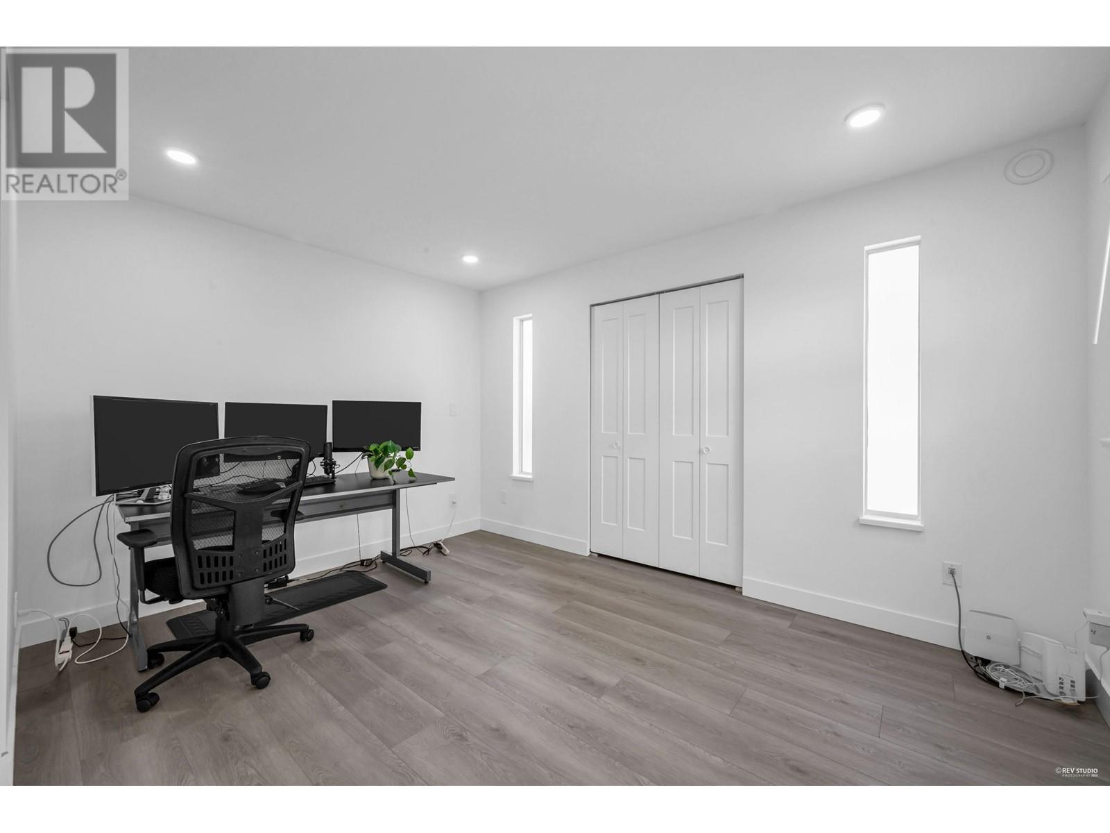 Photo 31 of 292 Mariner Way, Coquitlam BC