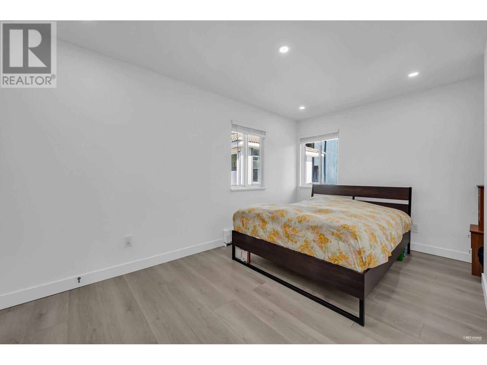 Photo 32 of 292 Mariner Way, Coquitlam BC