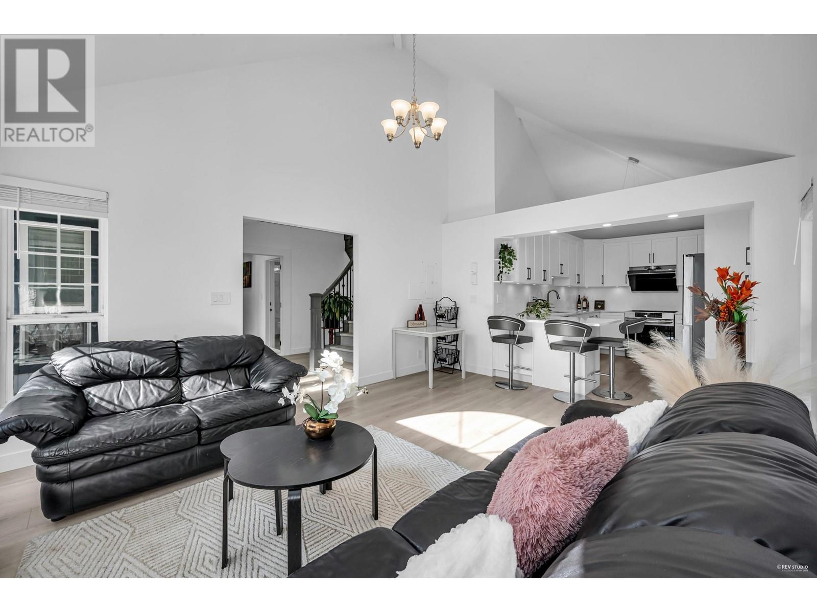Photo 23 of 292 Mariner Way, Coquitlam BC