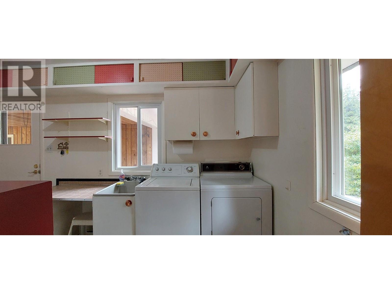 1405 MACKENZIE HIGHWAY, Bella Coola