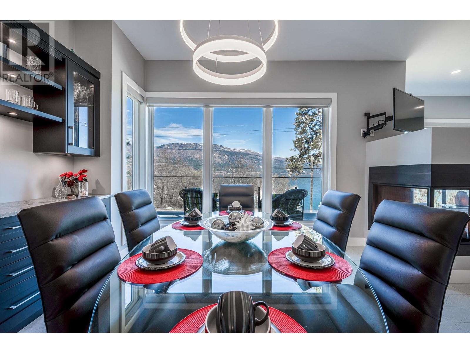 11537 Okanagan Centre Road West, Lake Country