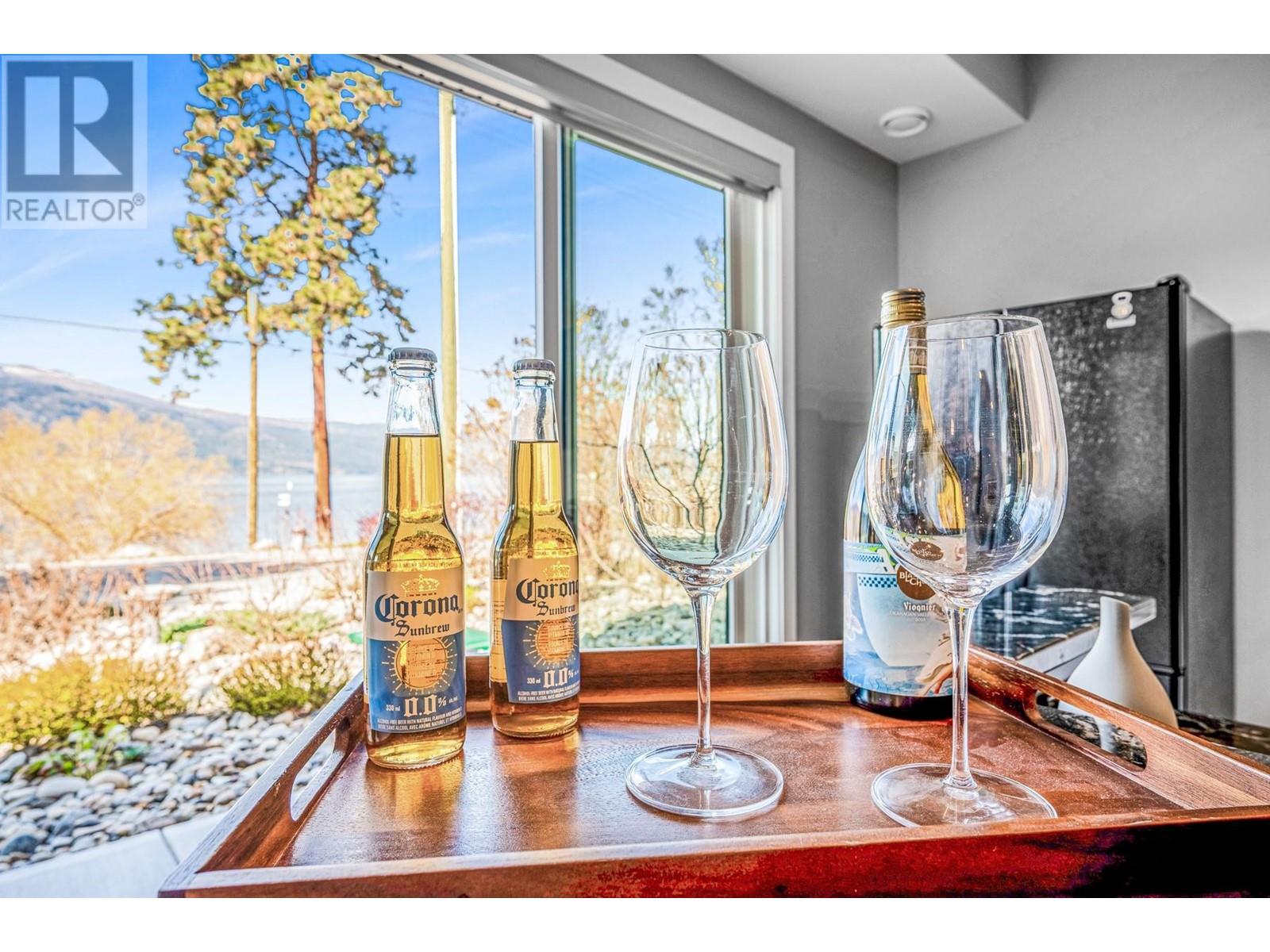 11537 Okanagan Centre Road West, Lake Country