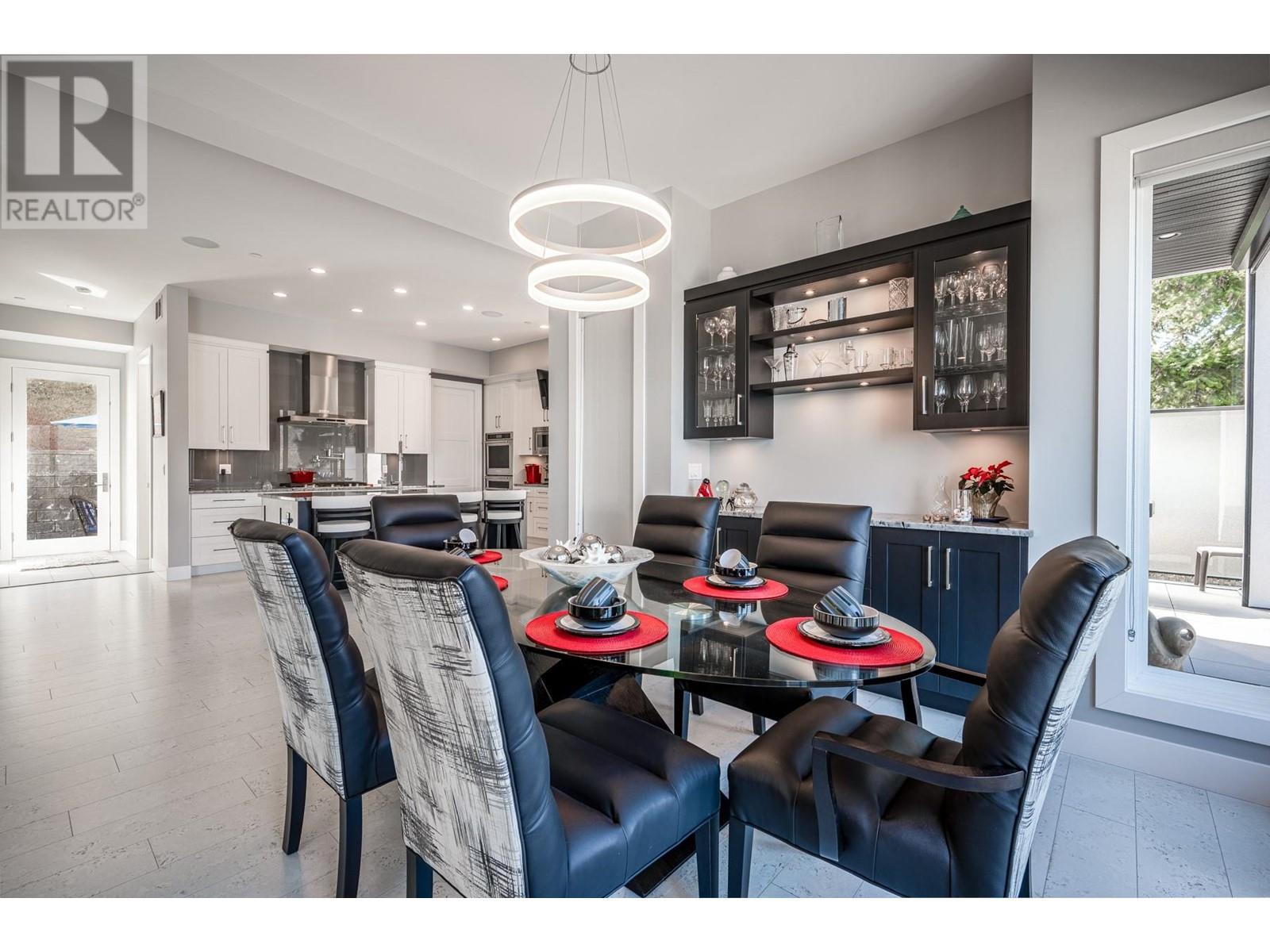 11537 Okanagan Centre Road West, Lake Country