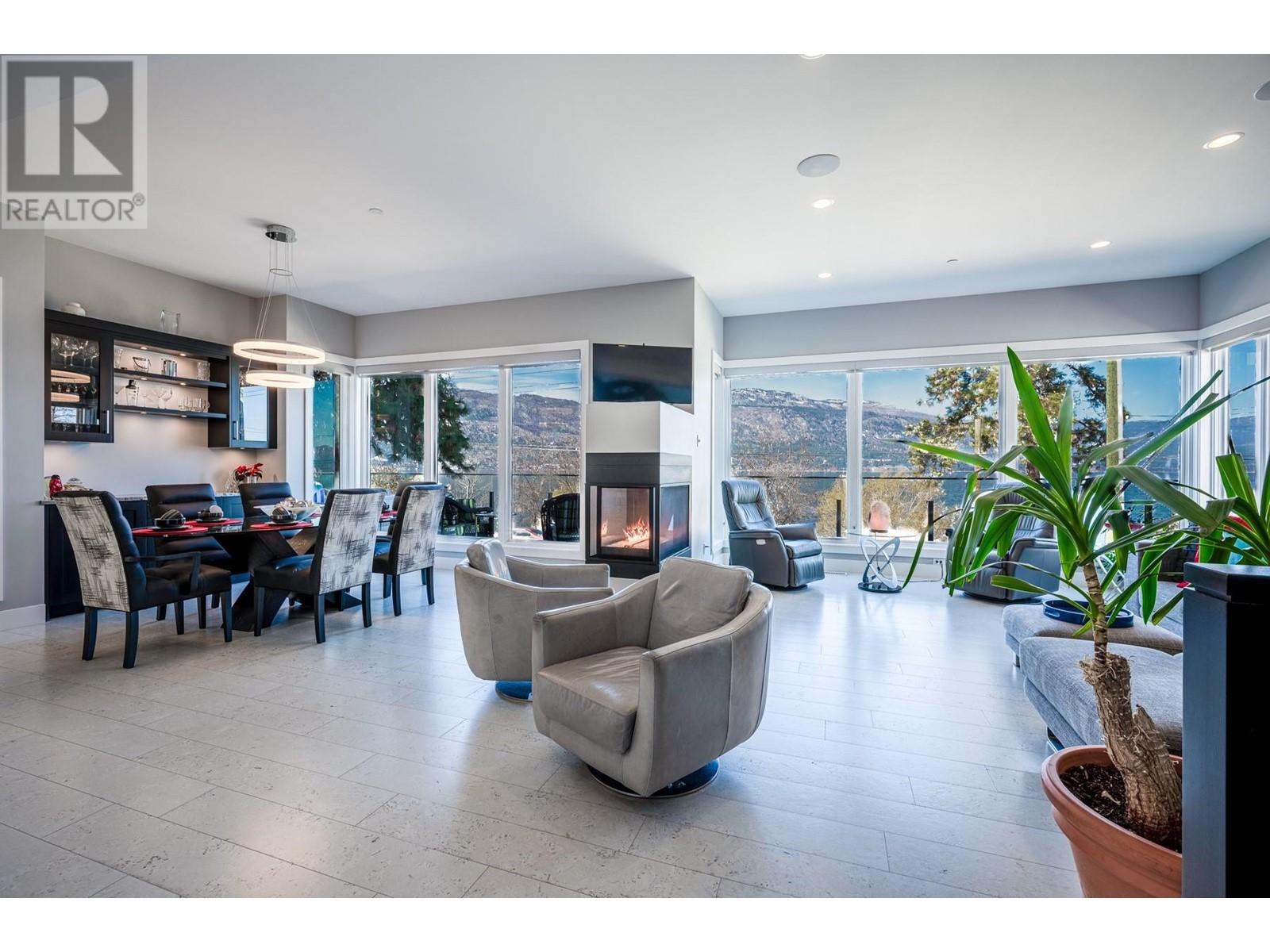 11537 Okanagan Centre Road West, Lake Country