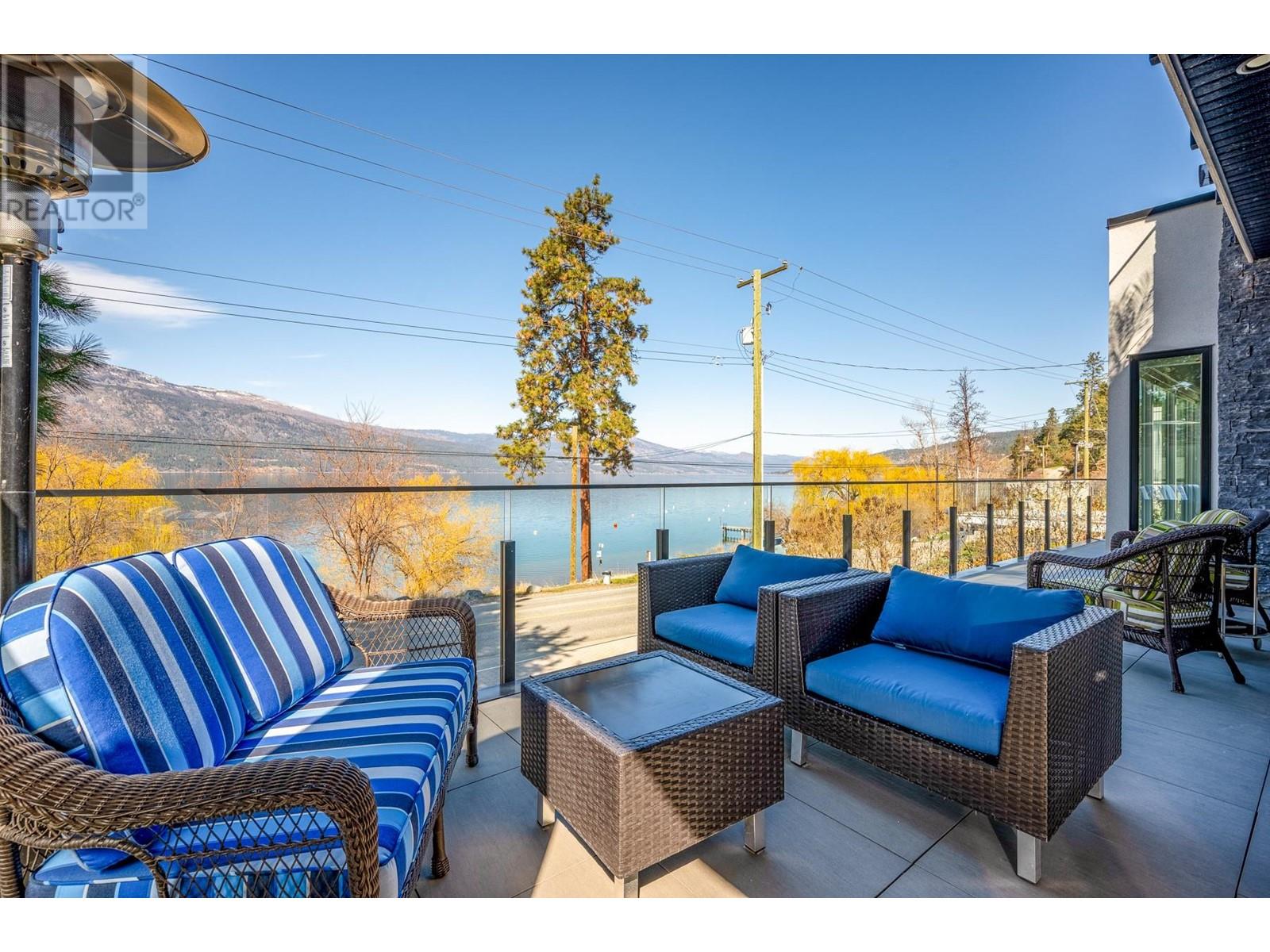 11537 Okanagan Centre Road West, Lake Country
