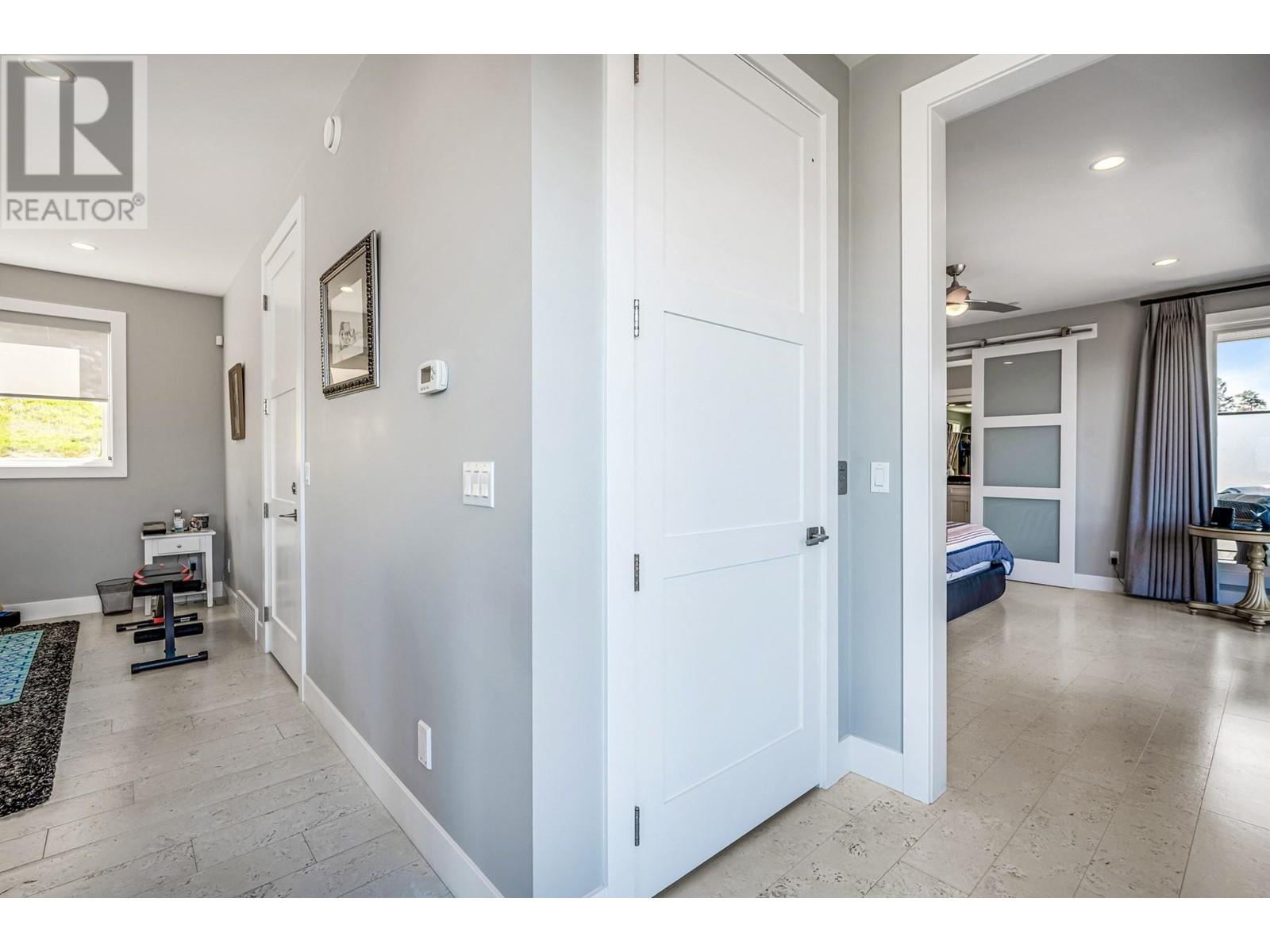 11537 Okanagan Centre Road West, Lake Country