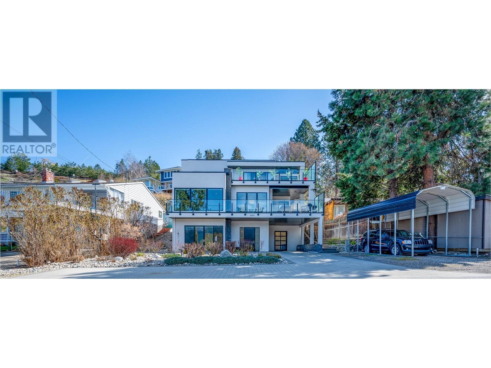 11537 Okanagan Centre Road West, Lake Country