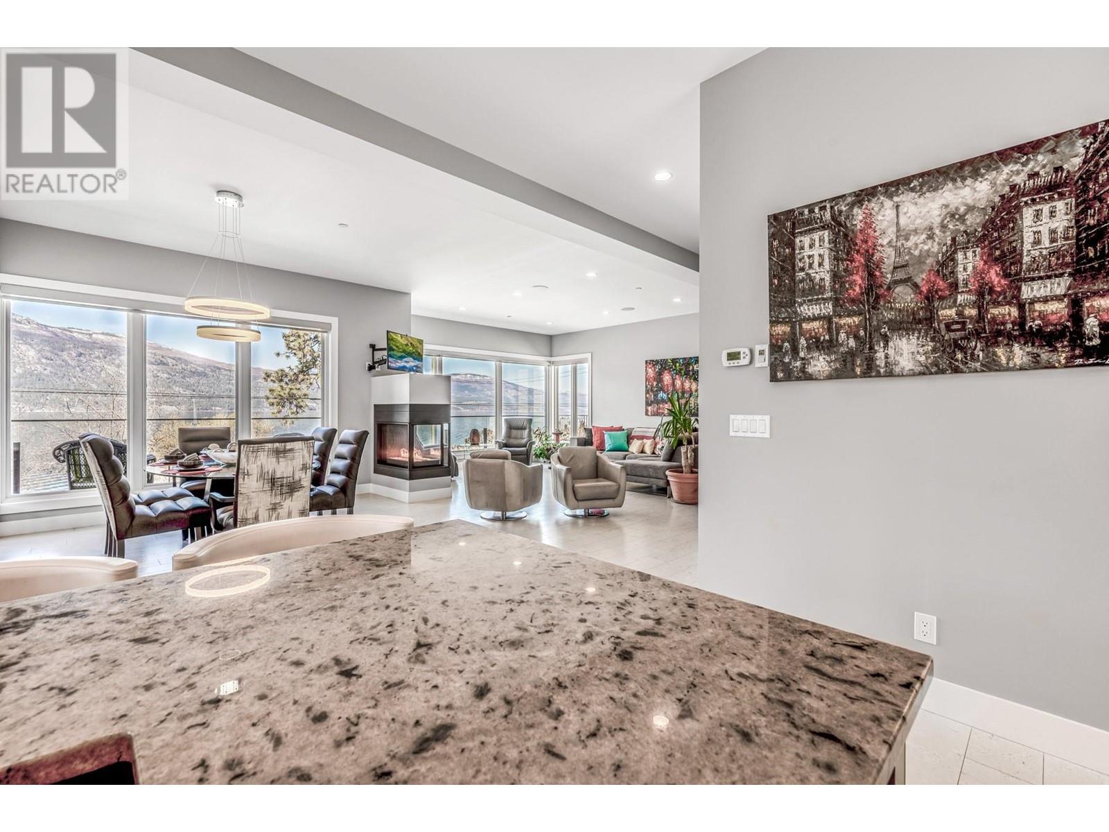 11537 Okanagan Centre Road West, Lake Country
