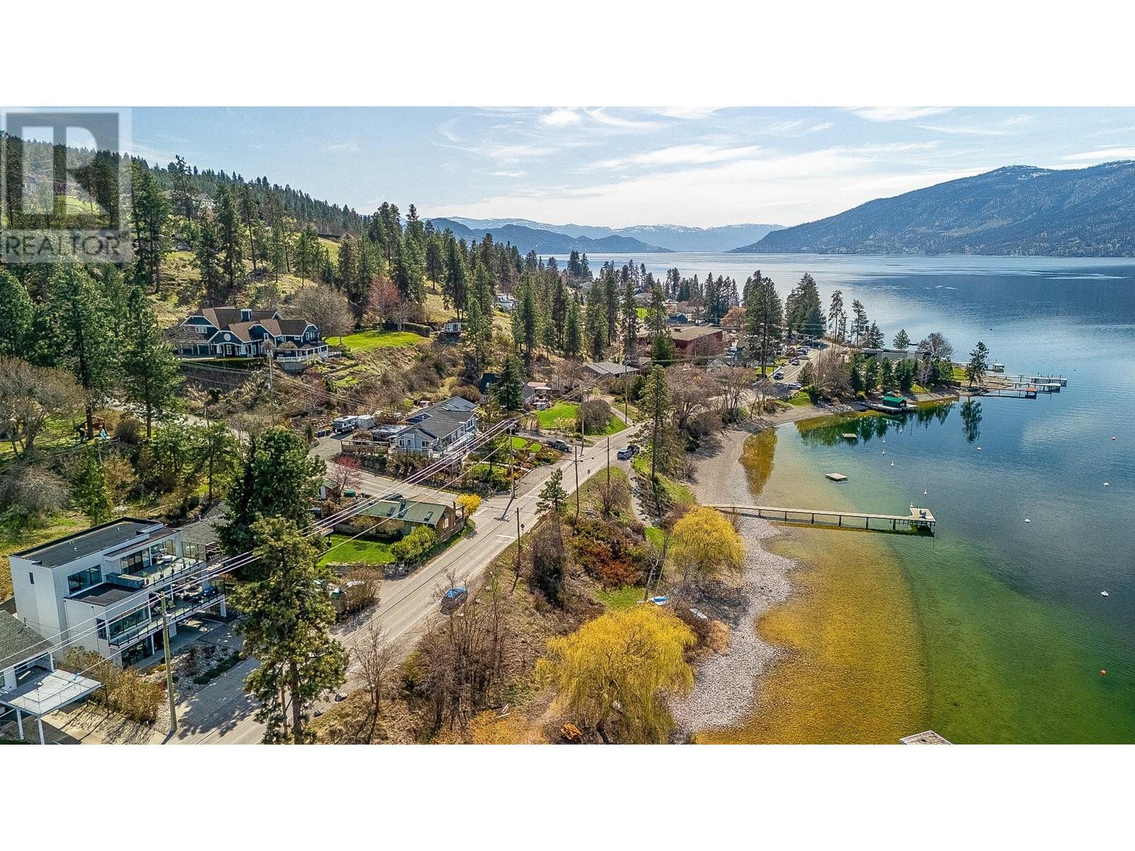 11537 Okanagan Centre Road West, Lake Country