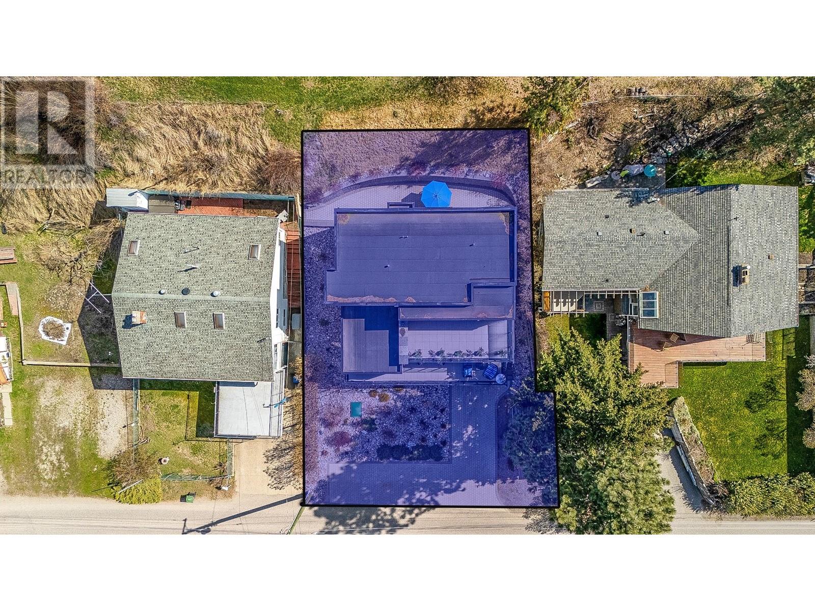 11537 Okanagan Centre Road West, Lake Country
