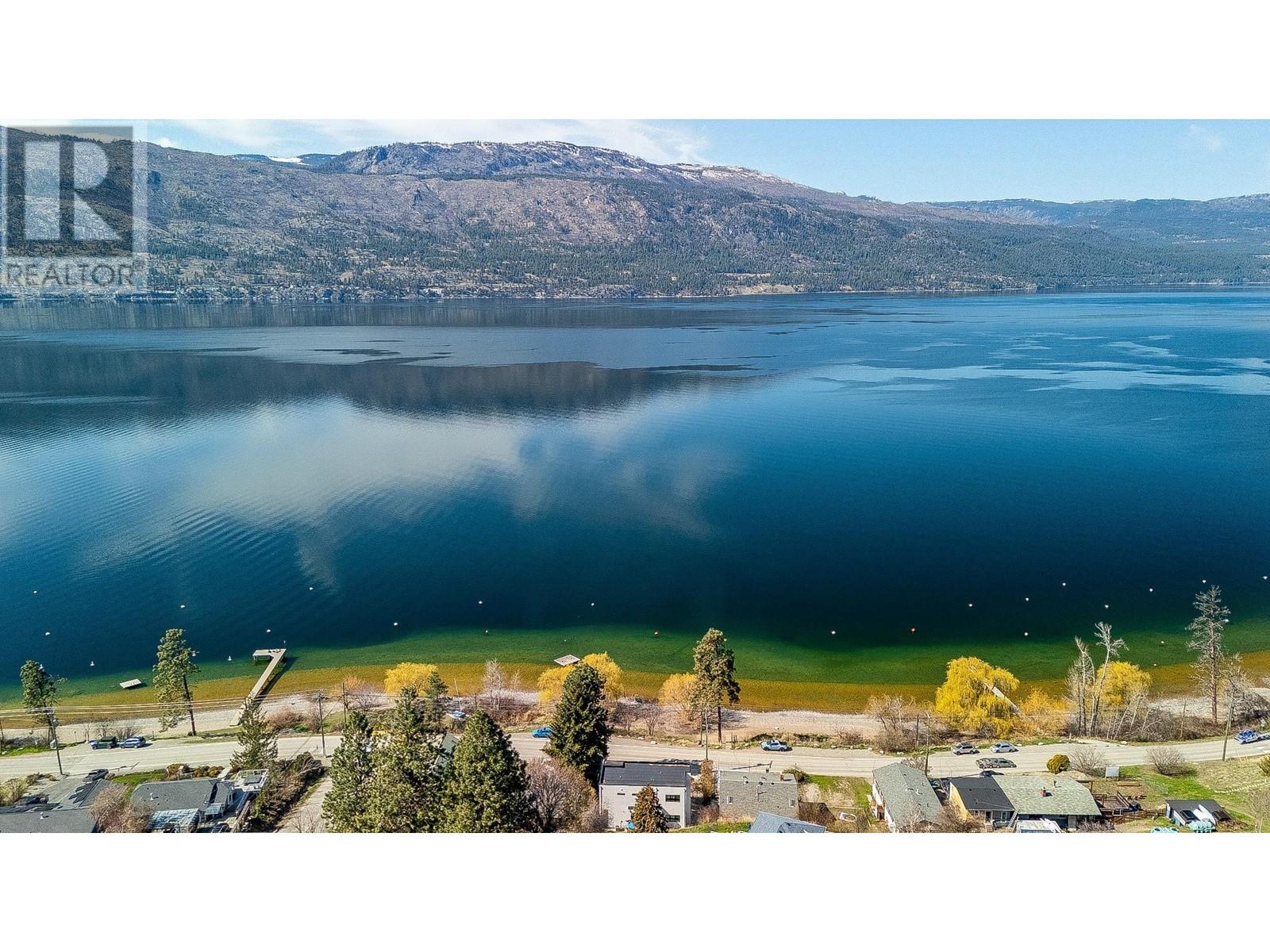 11537 Okanagan Centre Road West, Lake Country