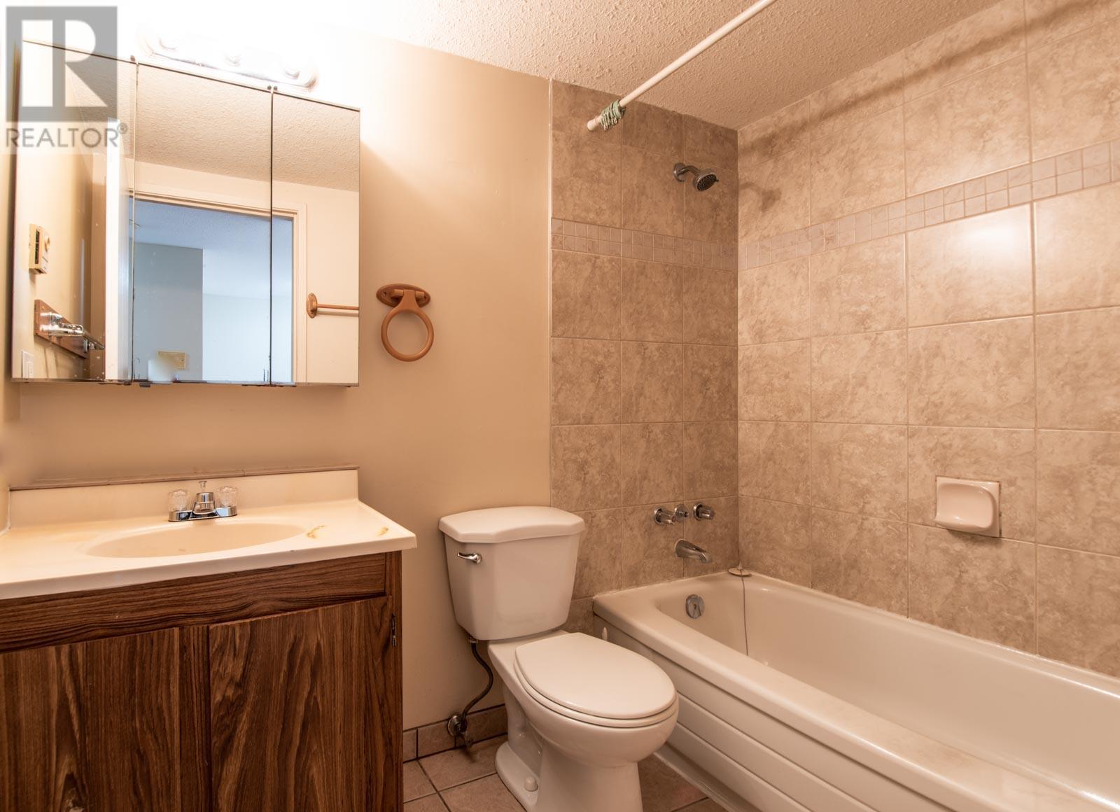 205 3304 35 Avenue, Vernon