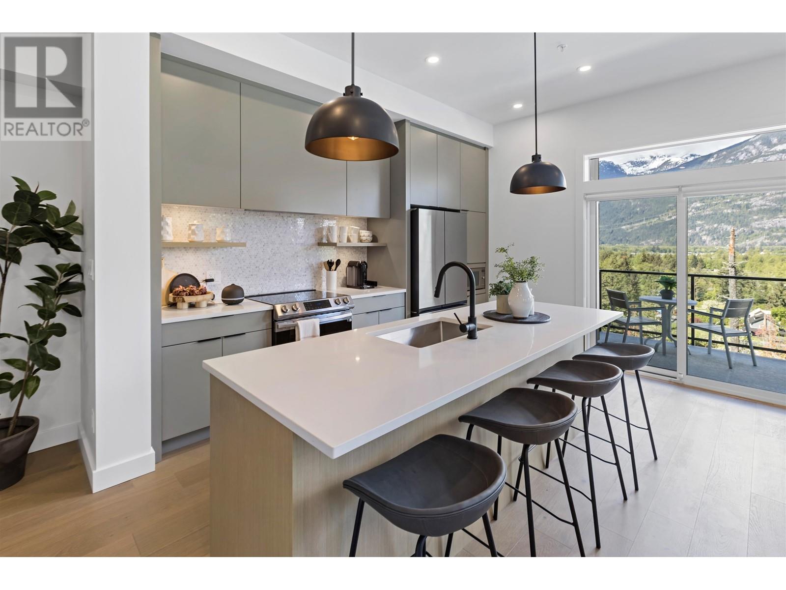 39263 STELLAR DRIVE, Squamish real estate listing for sale