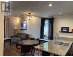 16 B1 134 Madrona Drive, Galiano Island, BC V0N1P0 Photo 32