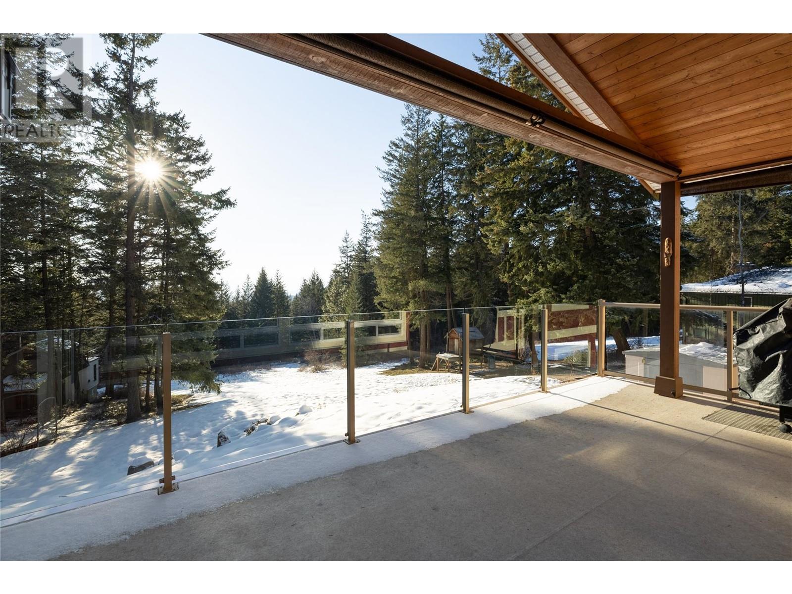  7868 Wallace Road, Vernon