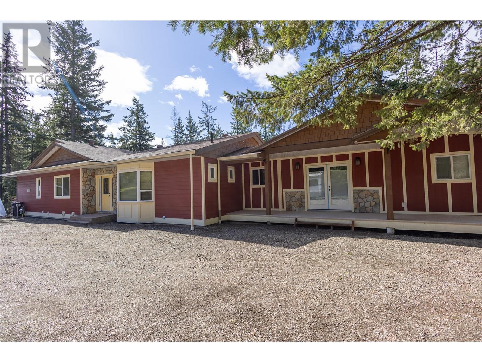  7868 Wallace Road, Vernon
