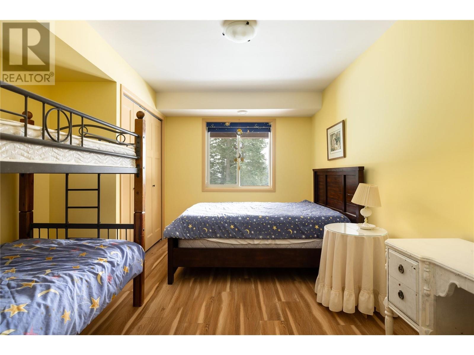  7868 Wallace Road, Vernon