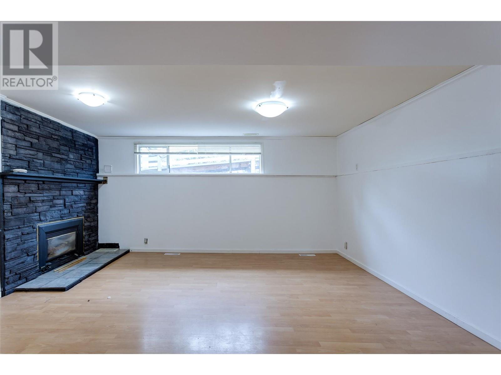  1911 Cross Road, Kelowna