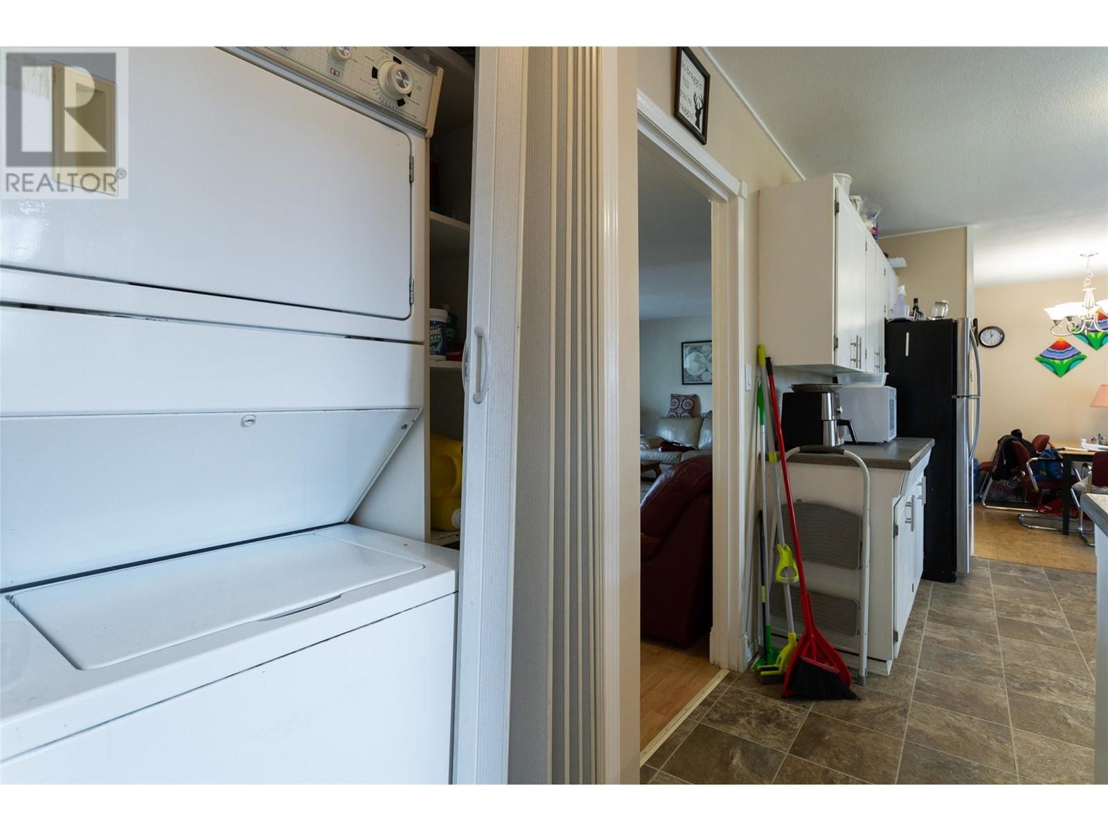  1911 Cross Road, Kelowna