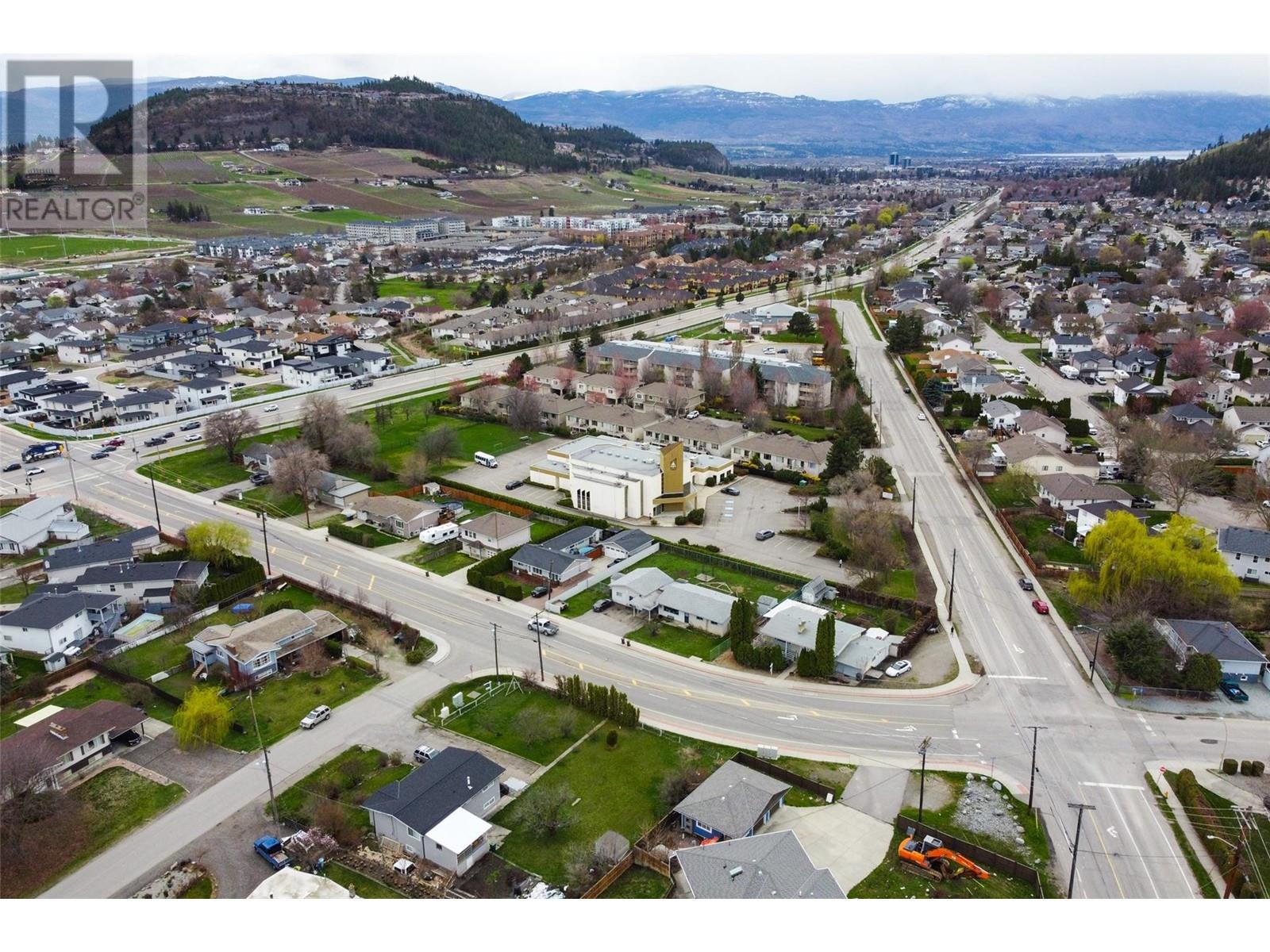  1911 Cross Road, Kelowna