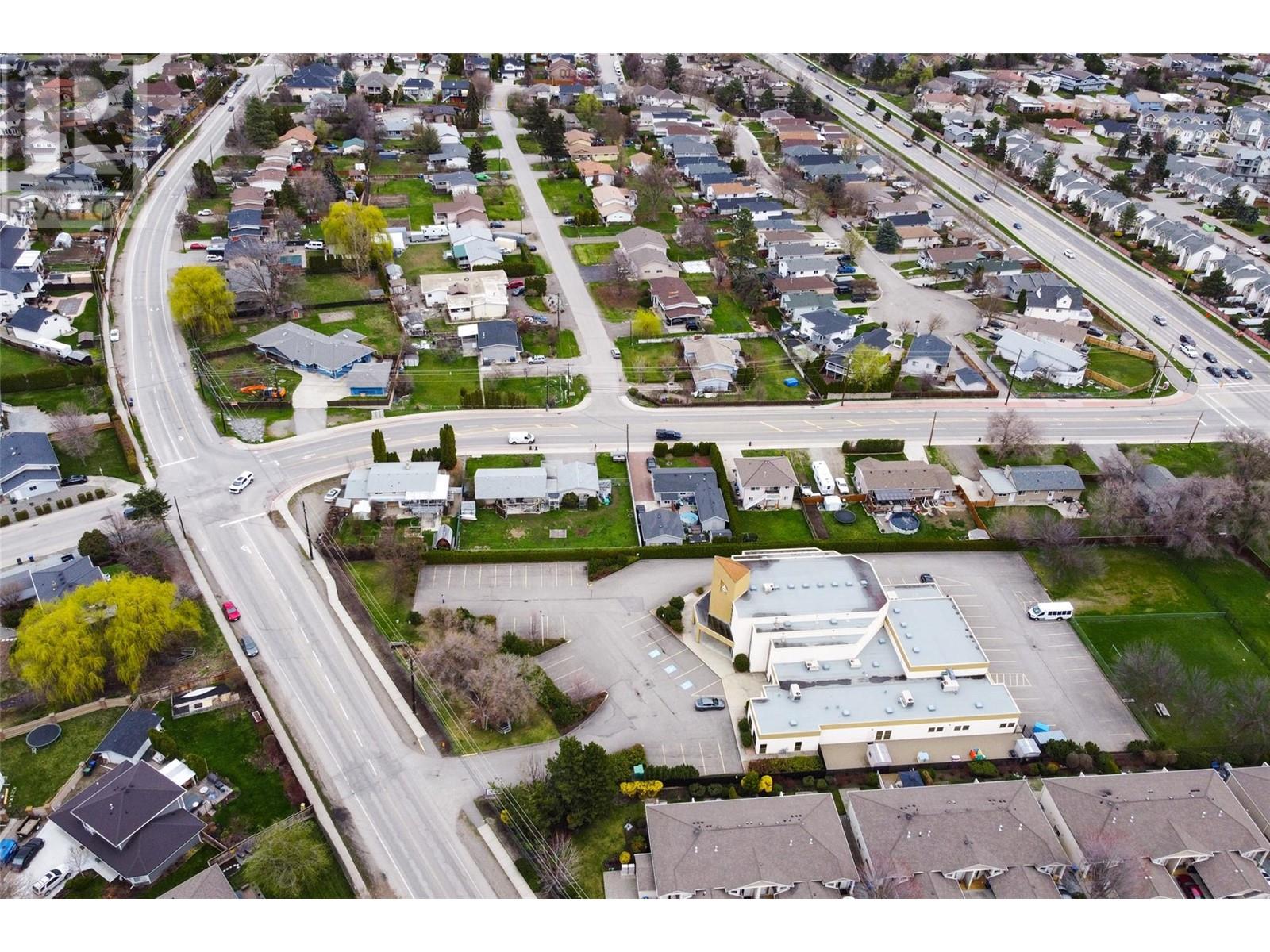  1911 Cross Road, Kelowna