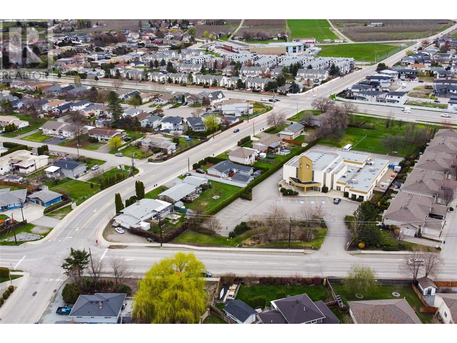  1911 Cross Road, Kelowna