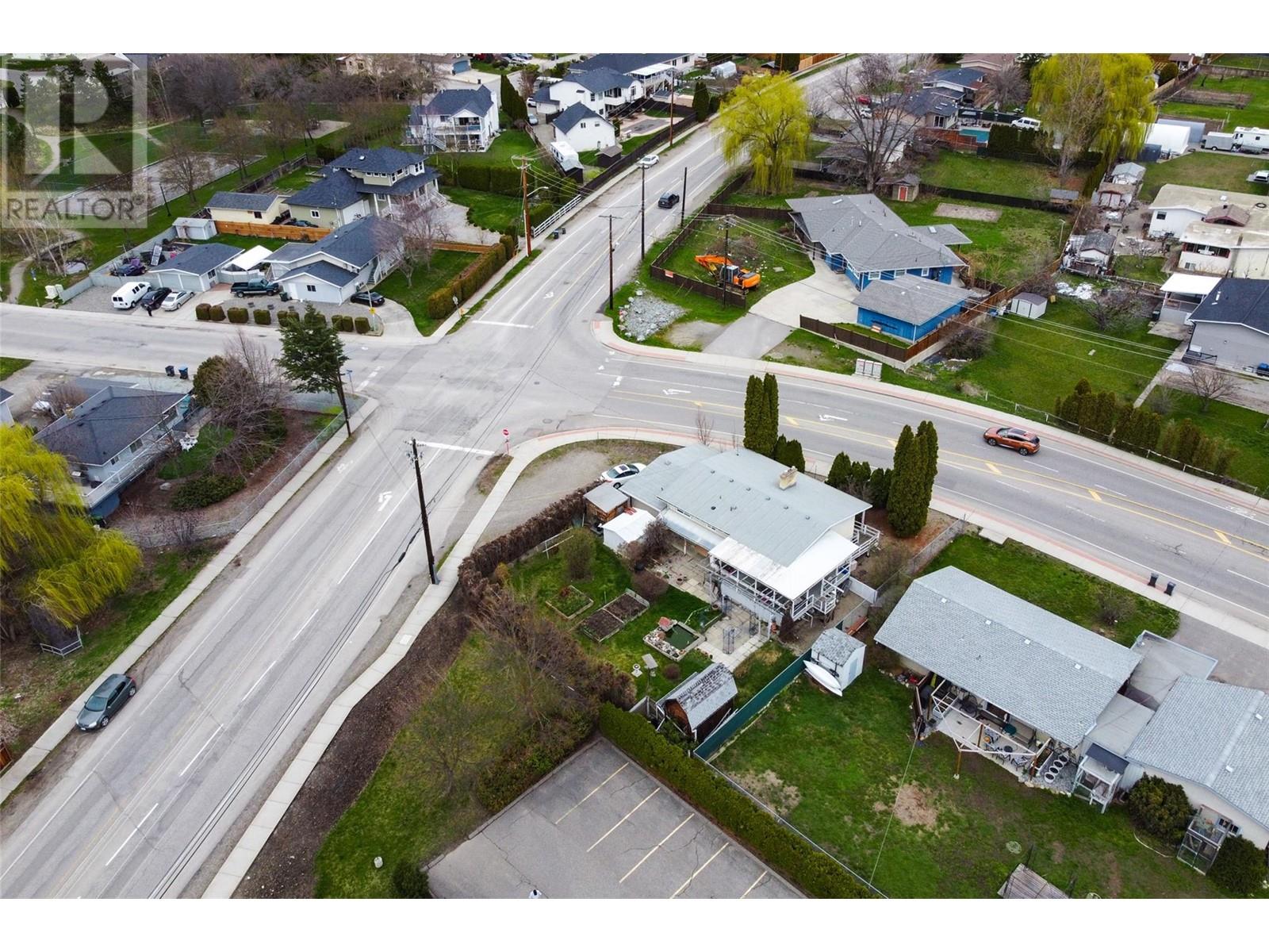  1911 Cross Road, Kelowna