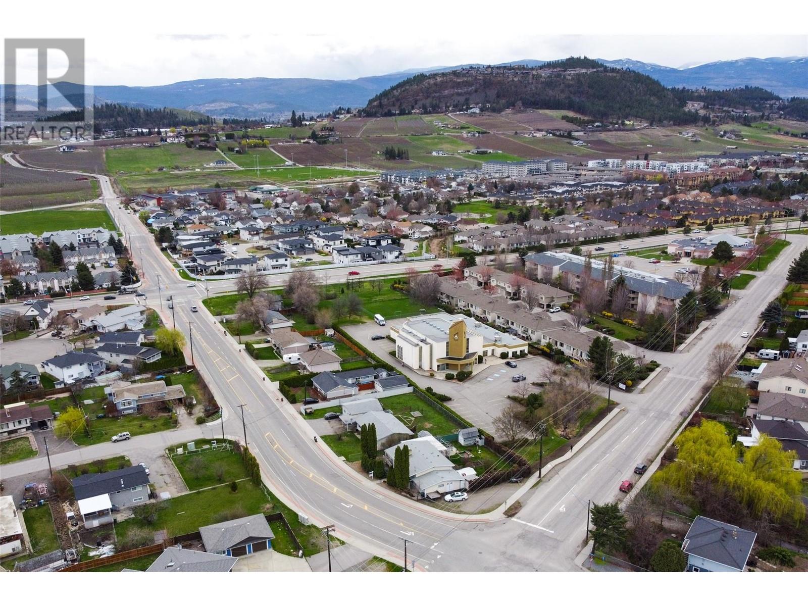  1911 Cross Road, Kelowna