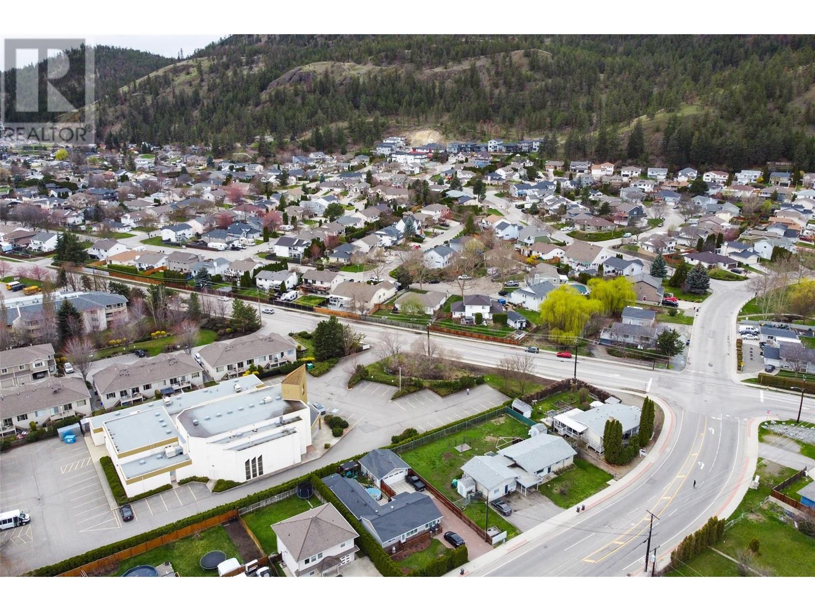  1911 Cross Road, Kelowna