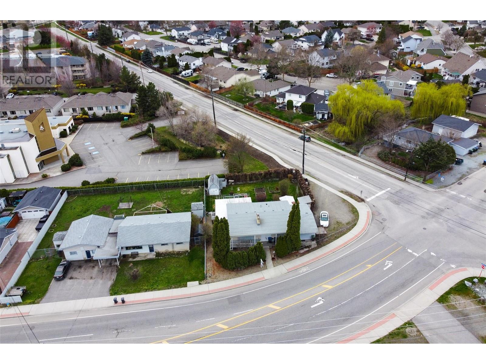  1911 Cross Road, Kelowna