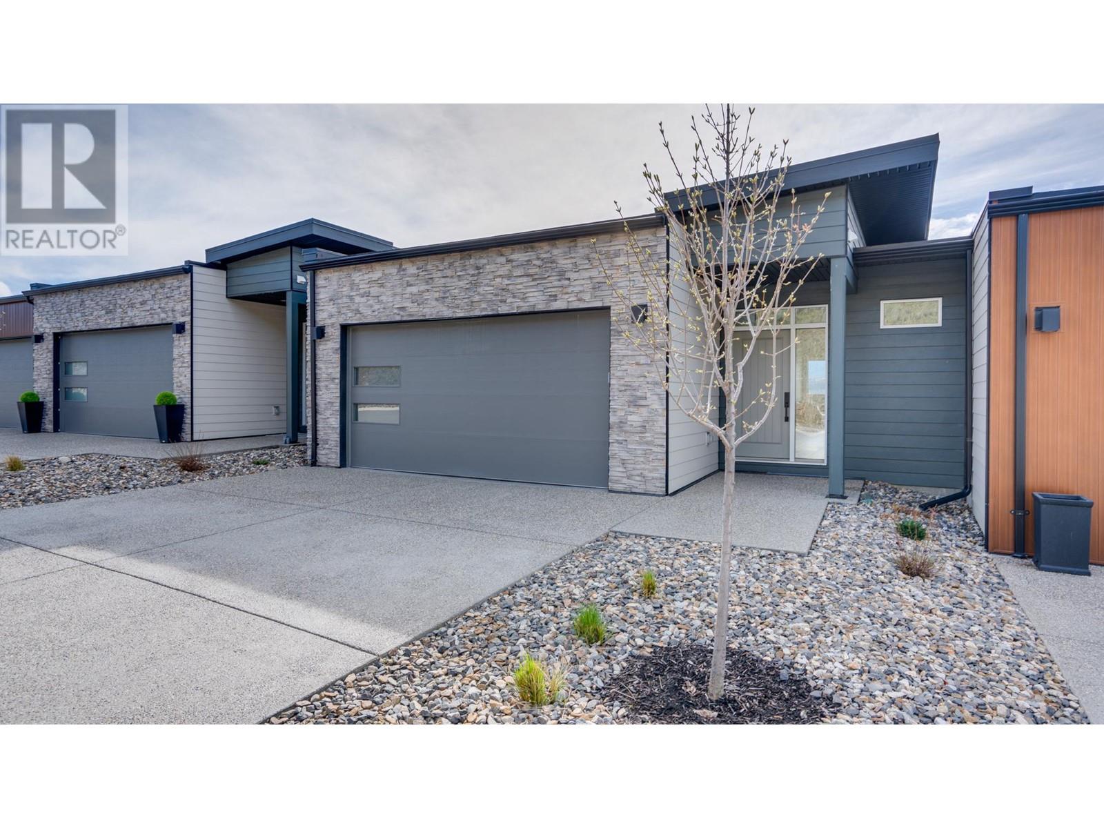 20 7735 OKANAGAN HILLS Boulevard, Vernon