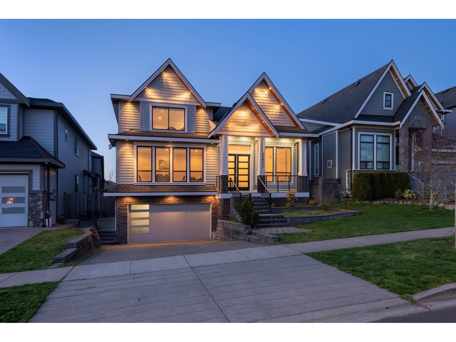Photo 2 of 15453 76 B Avenue, Surrey BC