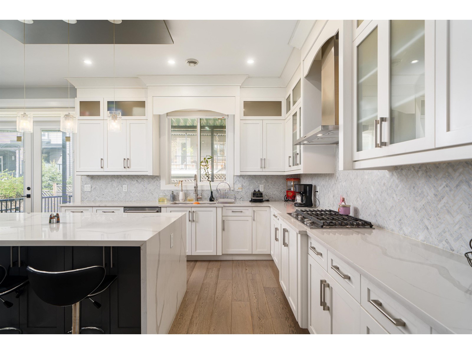 Photo 15 of 15453 76 B Avenue, Surrey BC