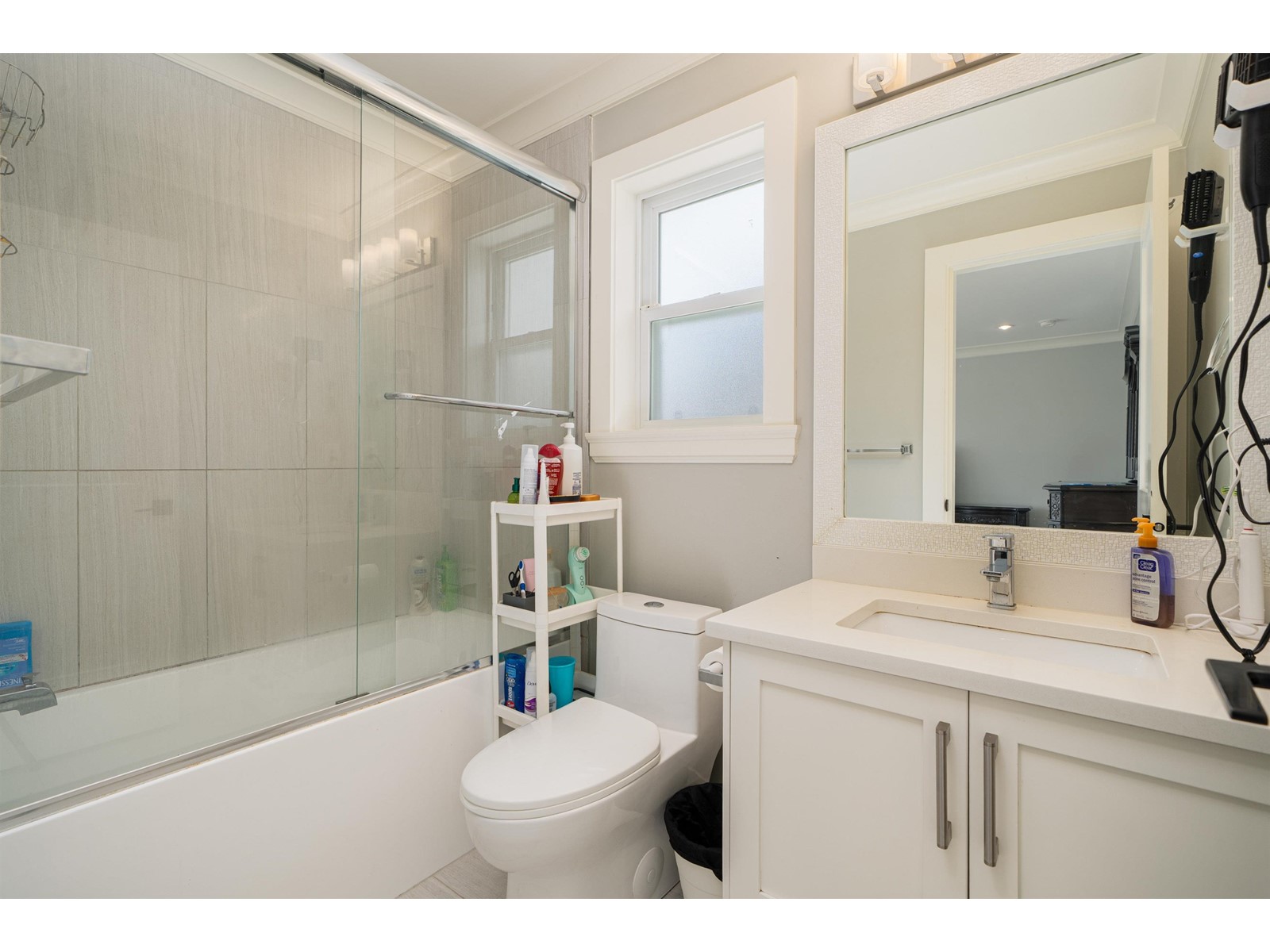 Photo 25 of 15453 76 B Avenue, Surrey BC