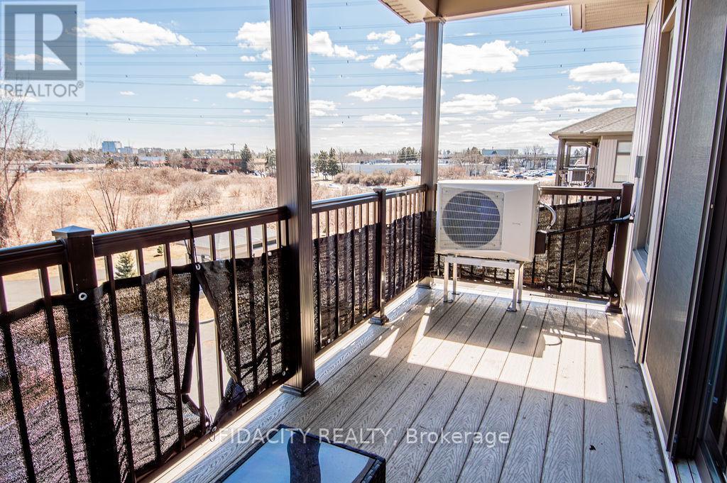 Photo 10 of H 225 Citiplace Drive, Ottawa ON