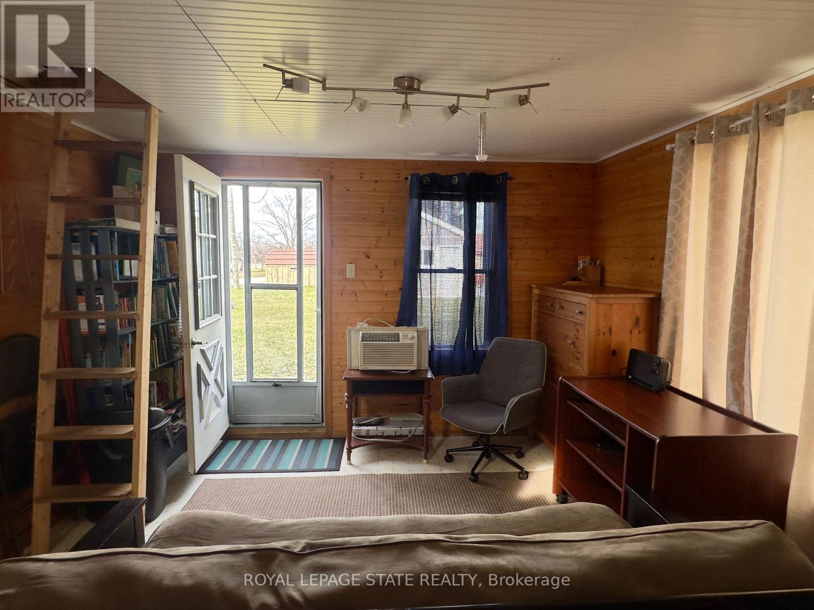 Photo 12 of 11273 Harbourview Road, Wainfleet ON