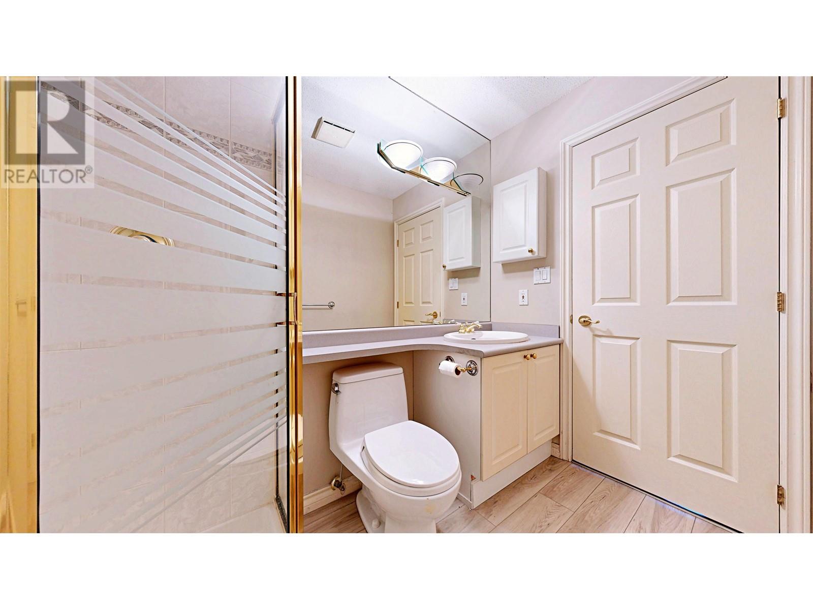 702 1400 VIEW CRESCENT, Delta real estate listing R2970027