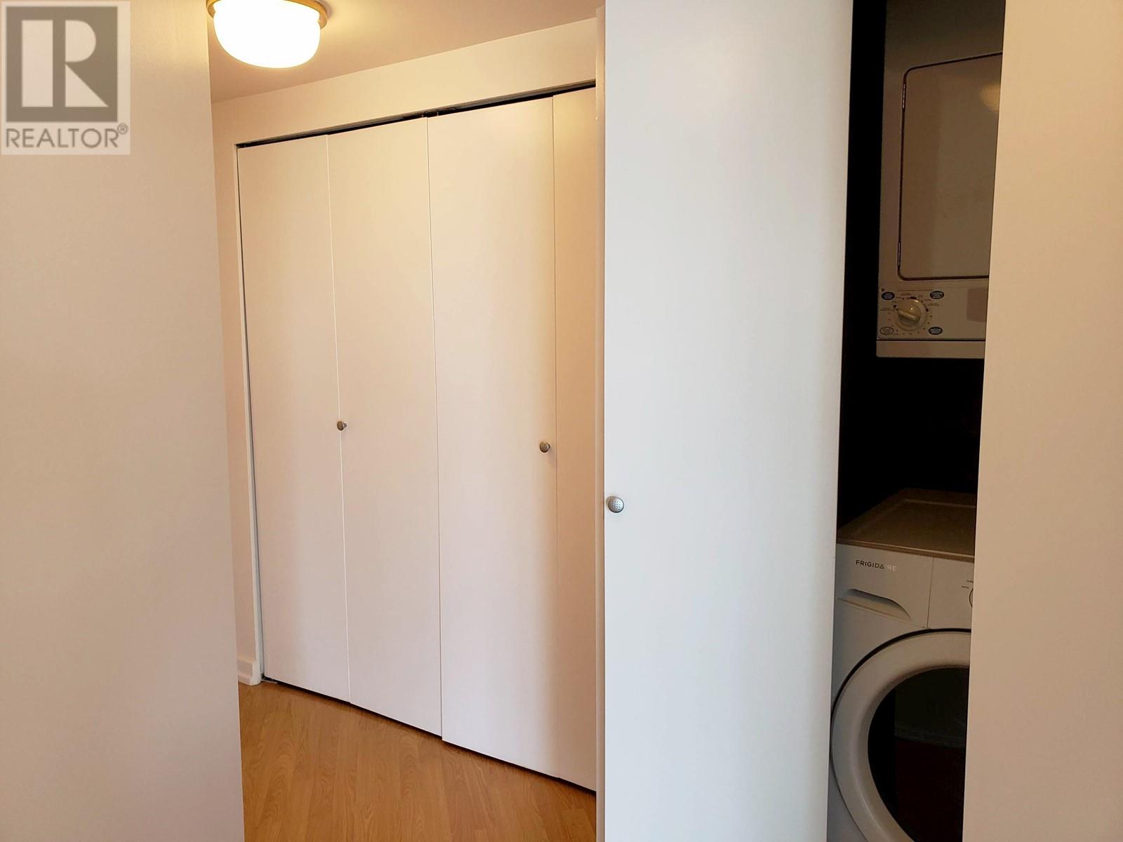 Photo 23 of 601 907 Beach Avenue, Vancouver BC