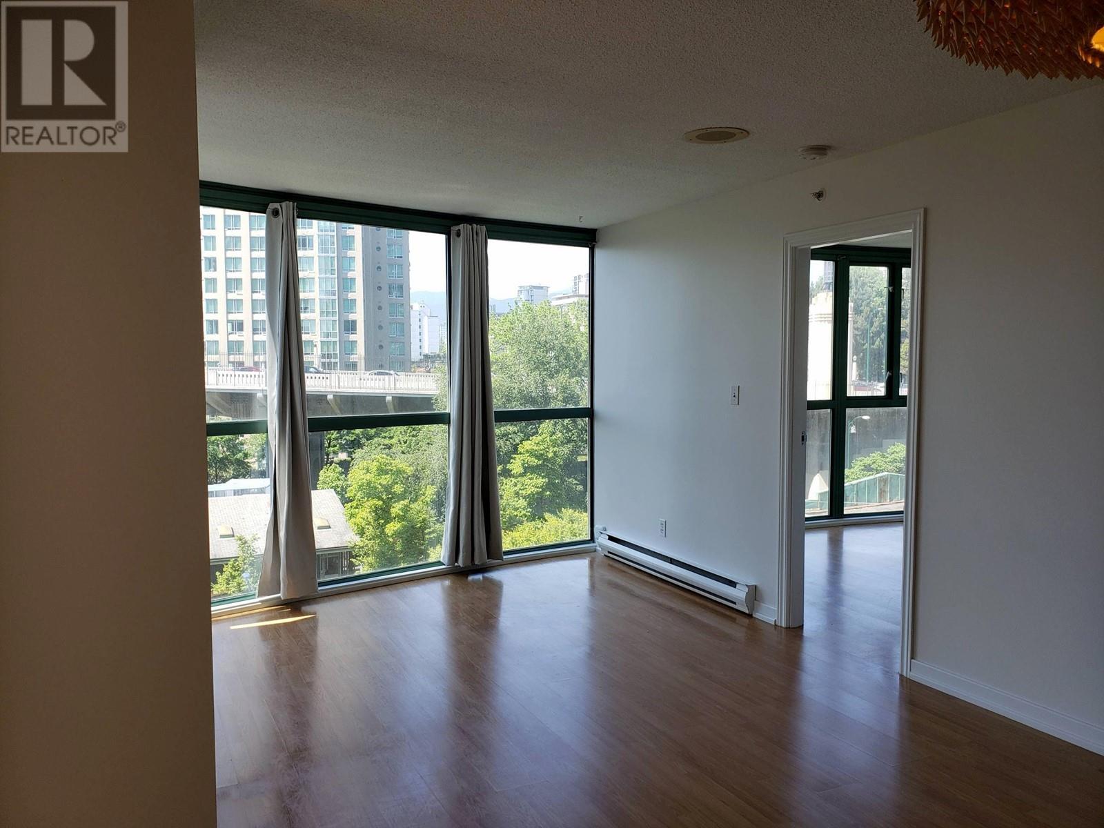 Photo 25 of 601 907 Beach Avenue, Vancouver BC