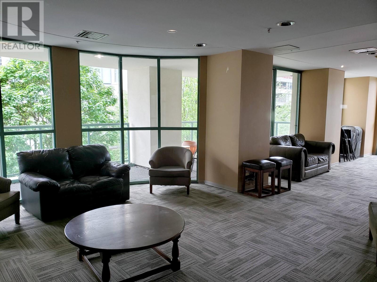 Photo 6 of 601 907 Beach Avenue, Vancouver BC