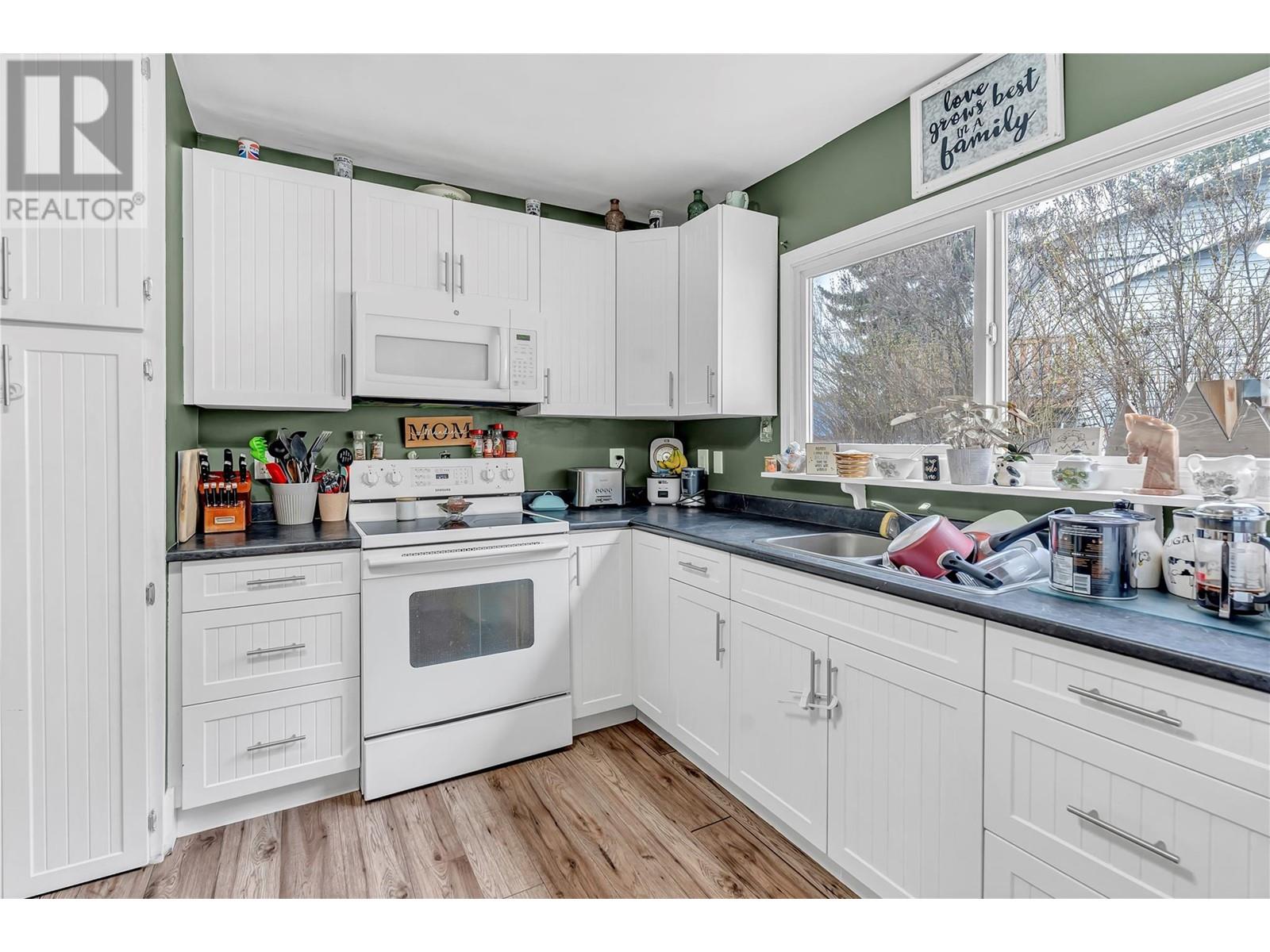 249 Luard Ave, Princeton