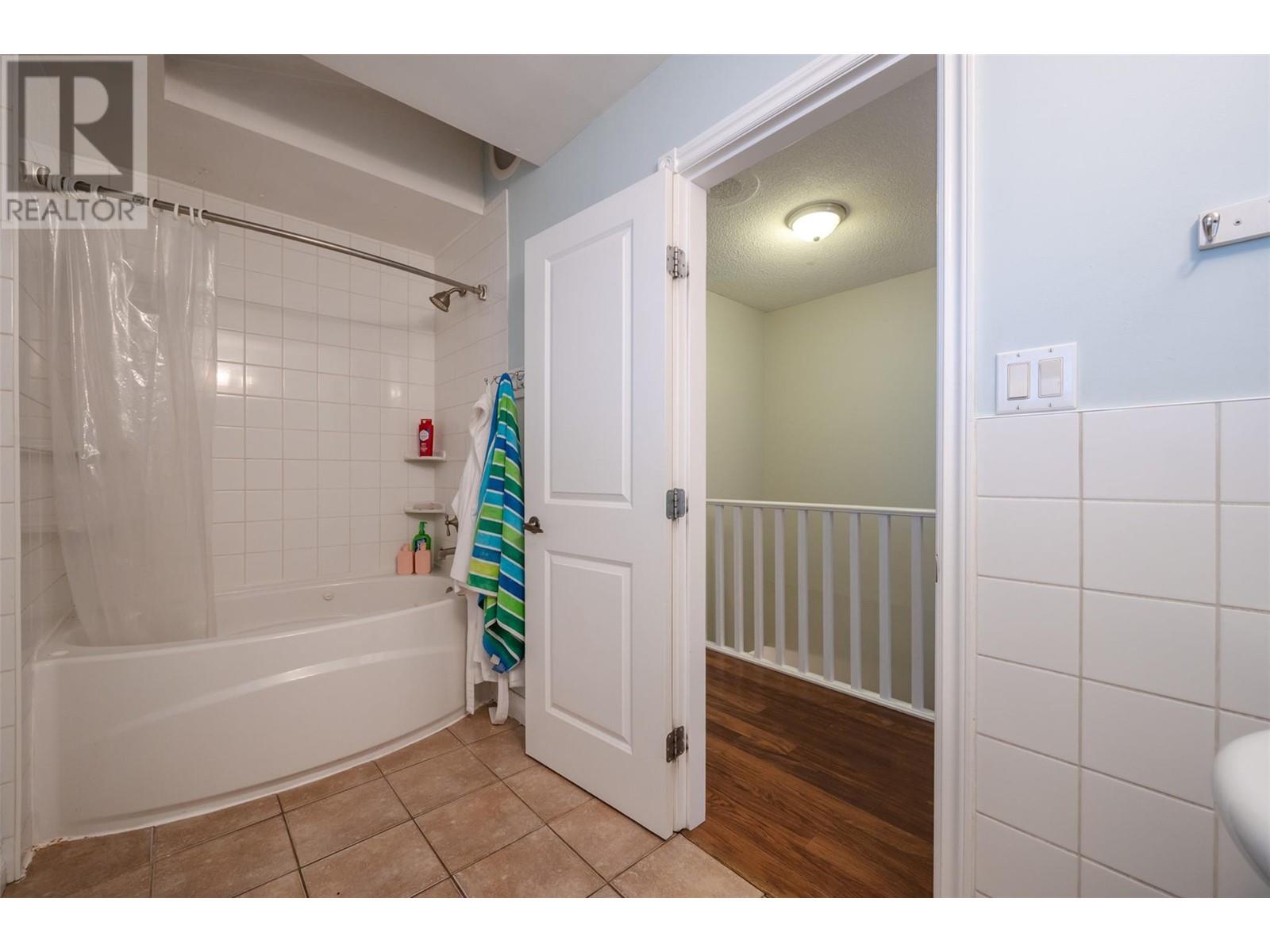  458 Alder Street, Penticton