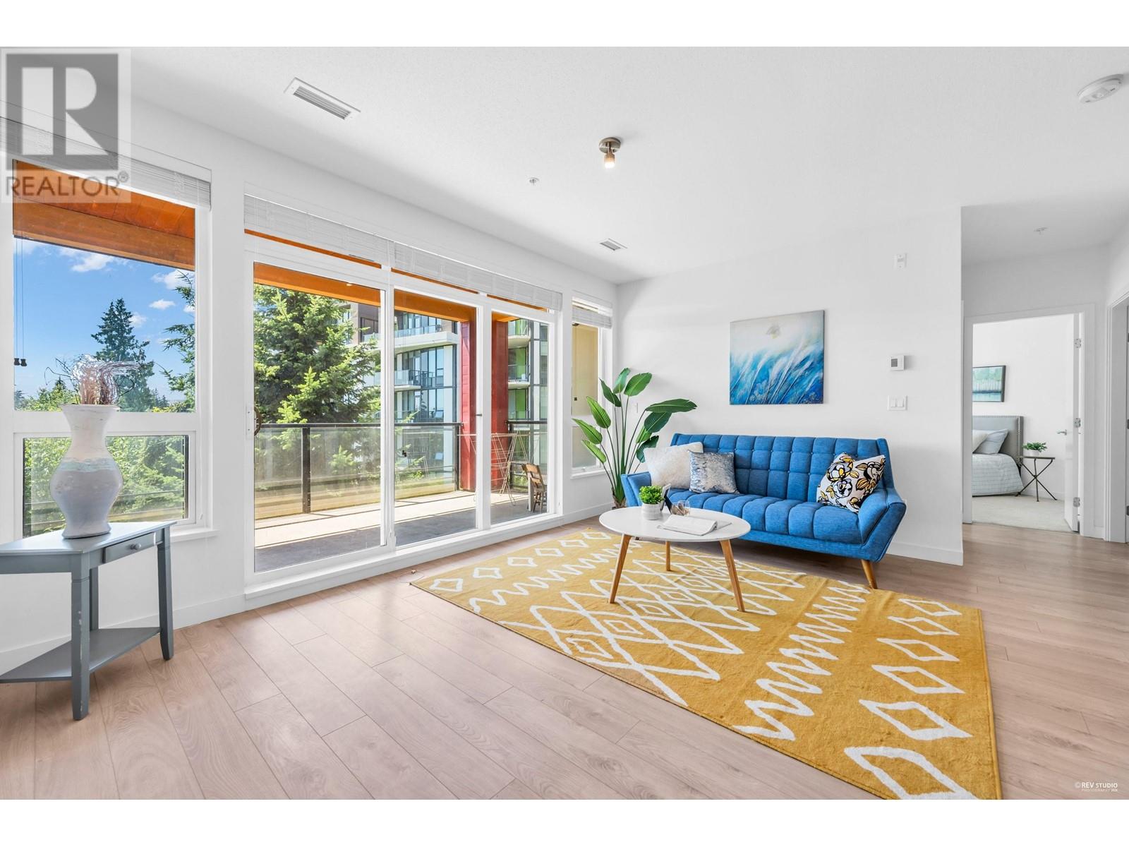 Photo 10 of 316 3581 Ross Drive, Vancouver BC