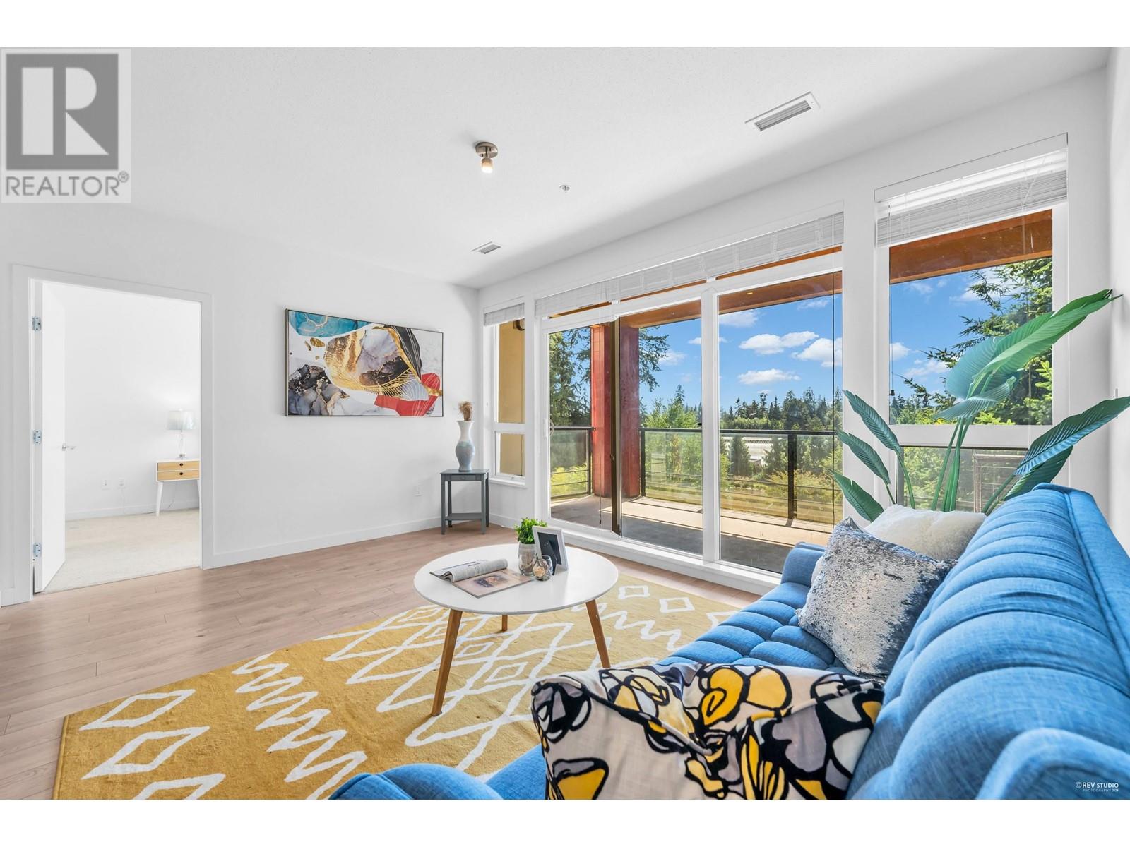 Photo 12 of 316 3581 Ross Drive, Vancouver BC