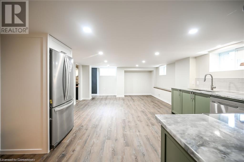 Photo 13 of 43 Mahony Avenue Unit 2, Hamilton ON