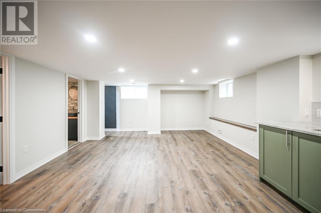 Photo 14 of 43 Mahony Avenue Unit 2, Hamilton ON
