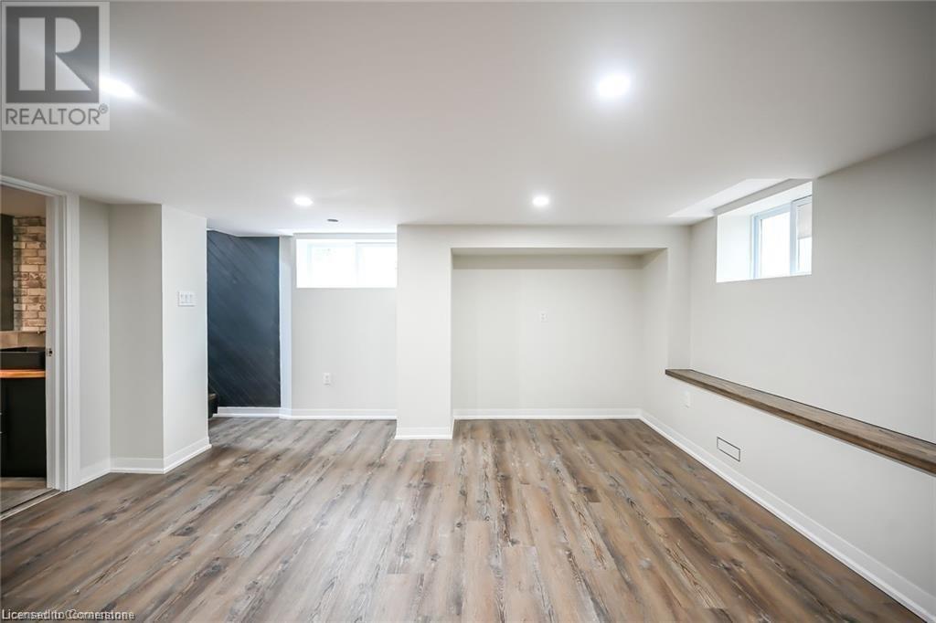 Photo 15 of 43 Mahony Avenue Unit 2, Hamilton ON