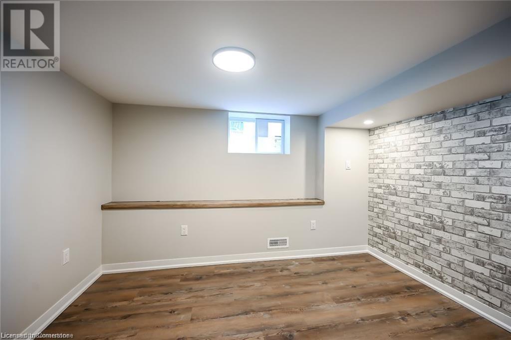 Photo 18 of 43 Mahony Avenue Unit 2, Hamilton ON