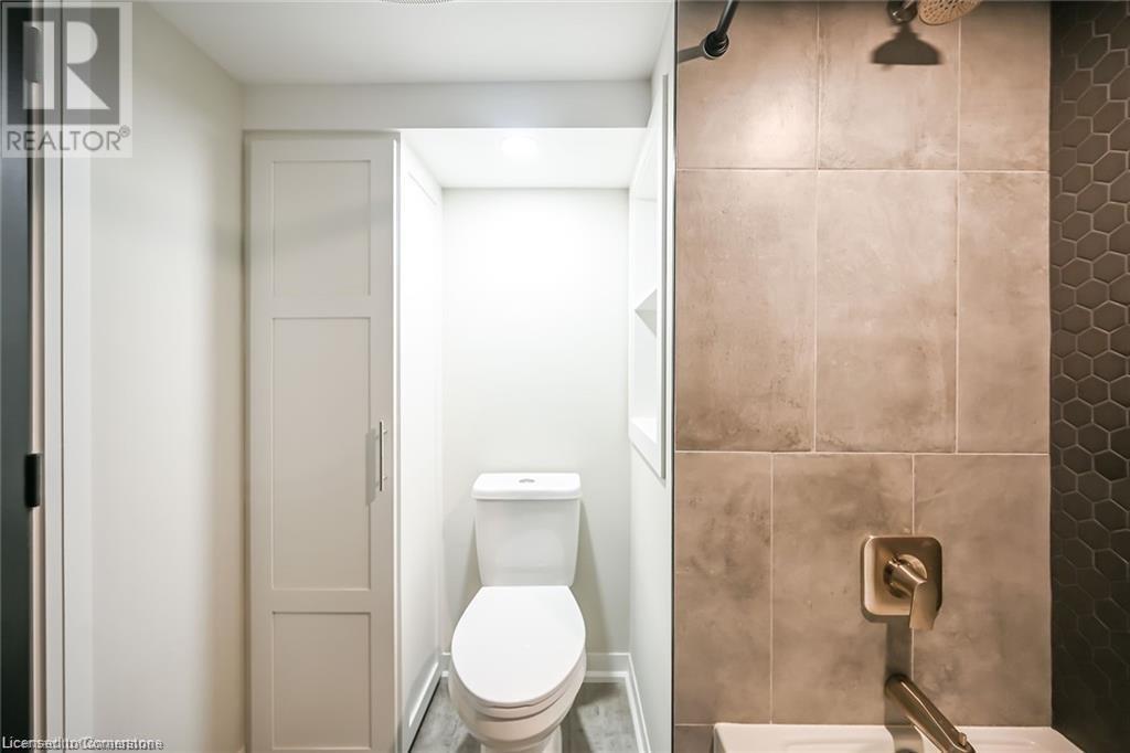 Photo 27 of 43 Mahony Avenue Unit 2, Hamilton ON